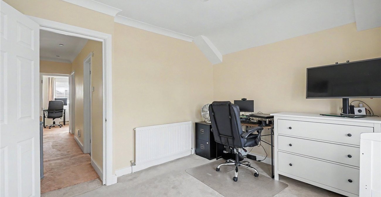 4 bedroom house for sale in Welling | Robinson Jackson