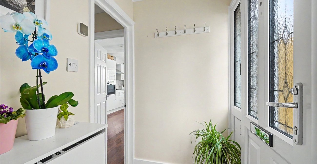 4 bedroom house for sale in Welling | Robinson Jackson