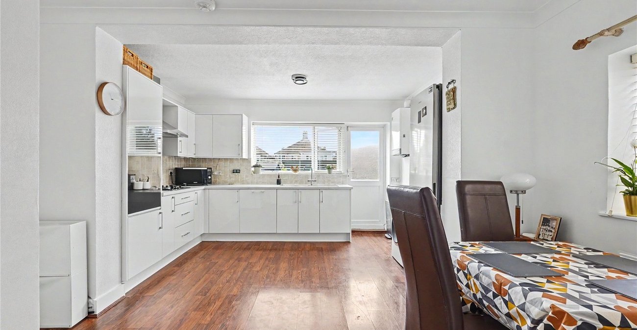 4 bedroom house for sale in Welling | Robinson Jackson