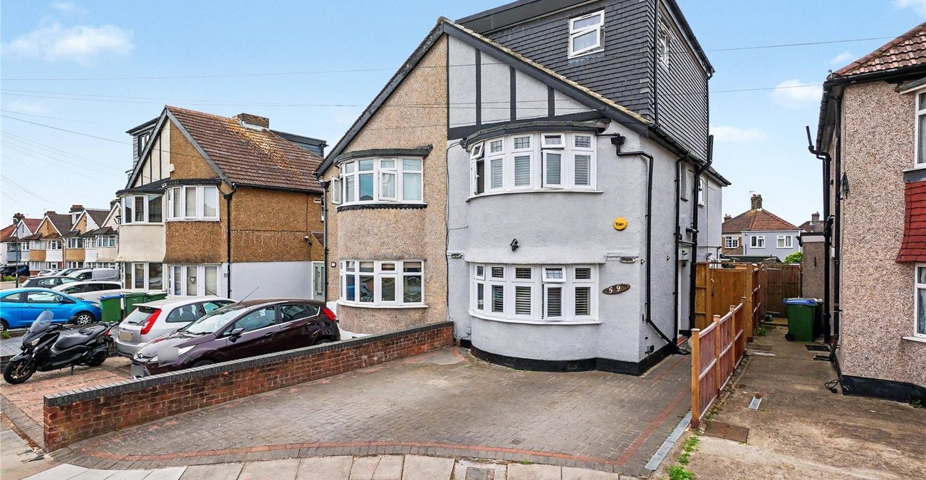 4 bedroom house for sale in Welling | Robinson Jackson