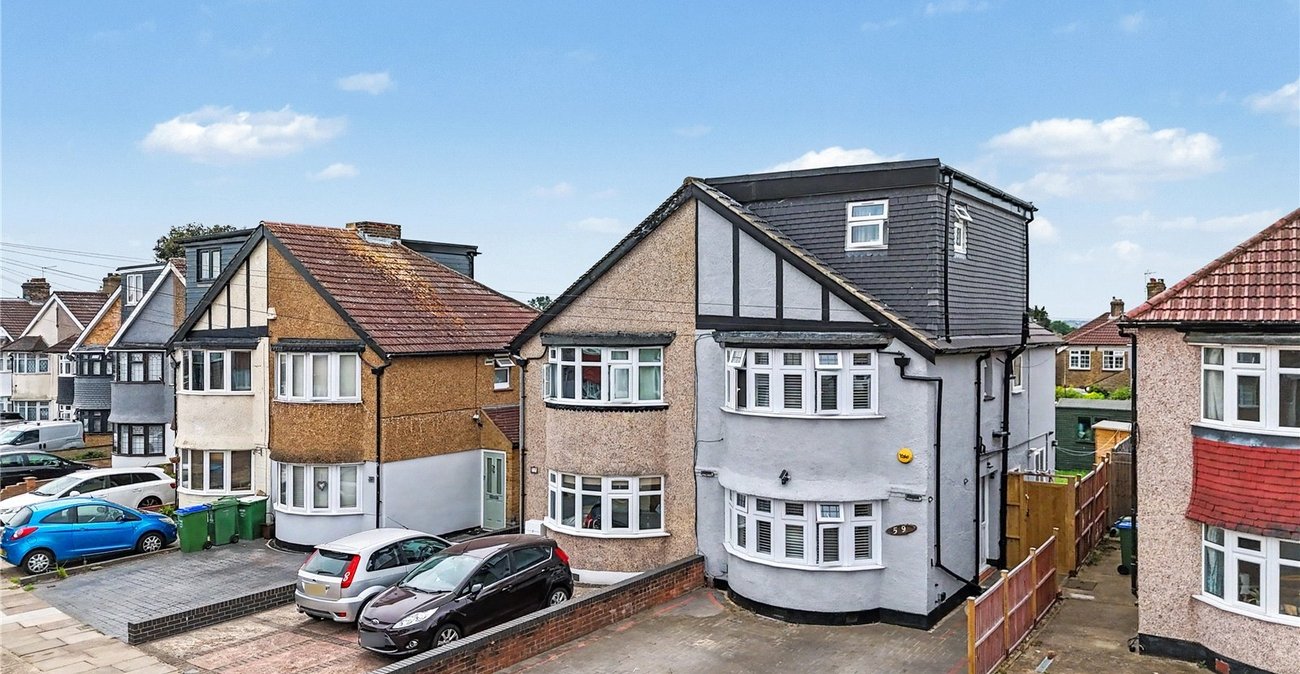 4 bedroom house for sale in Welling | Robinson Jackson