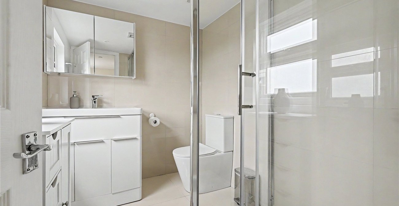 4 bedroom house for sale in Welling | Robinson Jackson