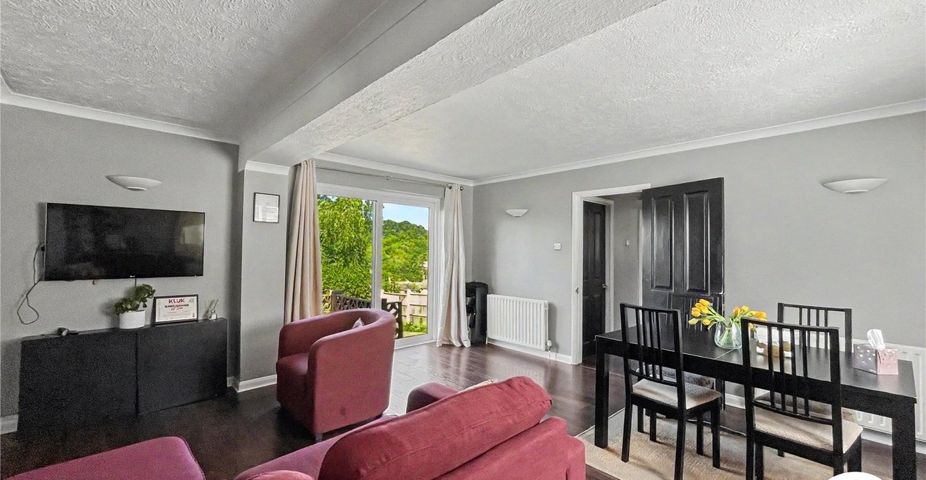 4 bedroom house for sale in Walderslade | Robinson Michael & Jackson