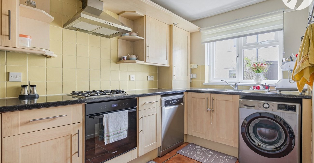 3 bedroom property for sale in Sidcup | Robinson Jackson
