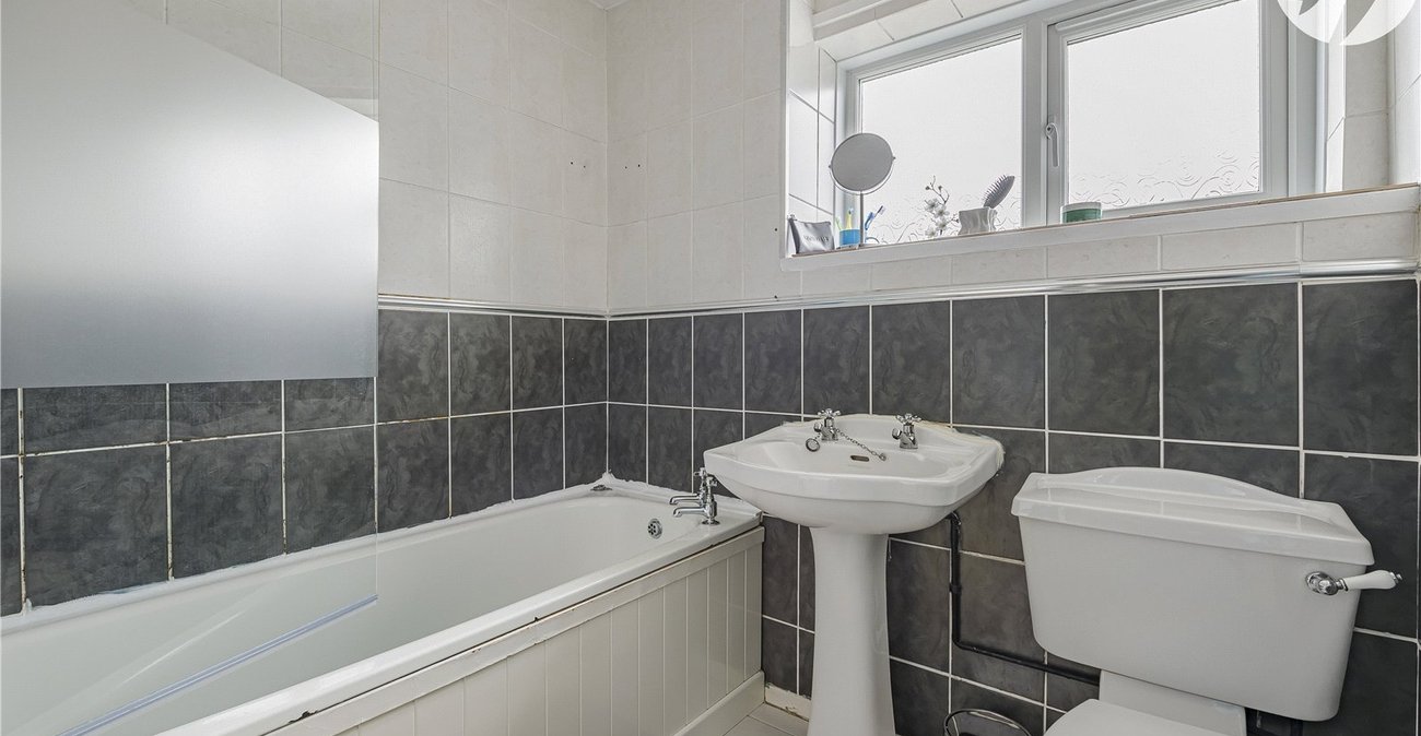 3 bedroom property for sale in Sidcup | Robinson Jackson