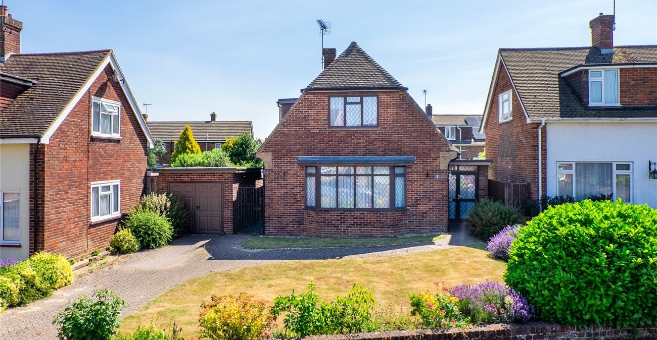 3 bedroom house for sale in Meopham | Robinson Michael & Jackson