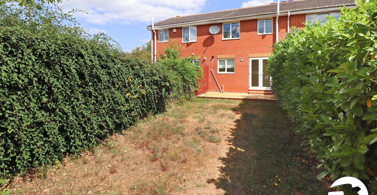 2 bedroom house for sale in Belvedere | Robinson Jackson