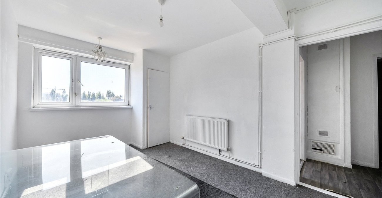 1 bedroom property for sale in Sydenham | Robinson Jackson