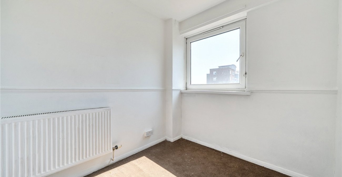 1 bedroom property for sale in Sydenham | Robinson Jackson