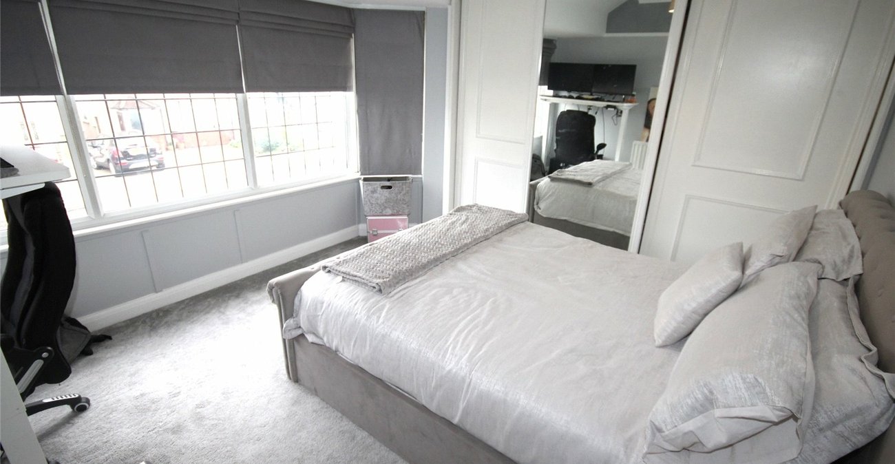 2 bedroom house for sale in Welling | Robinson Jackson