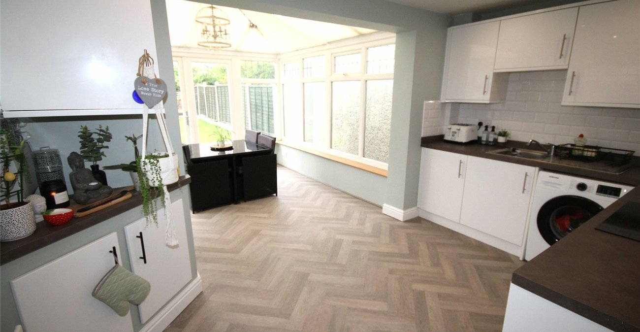 2 bedroom house for sale in Welling | Robinson Jackson