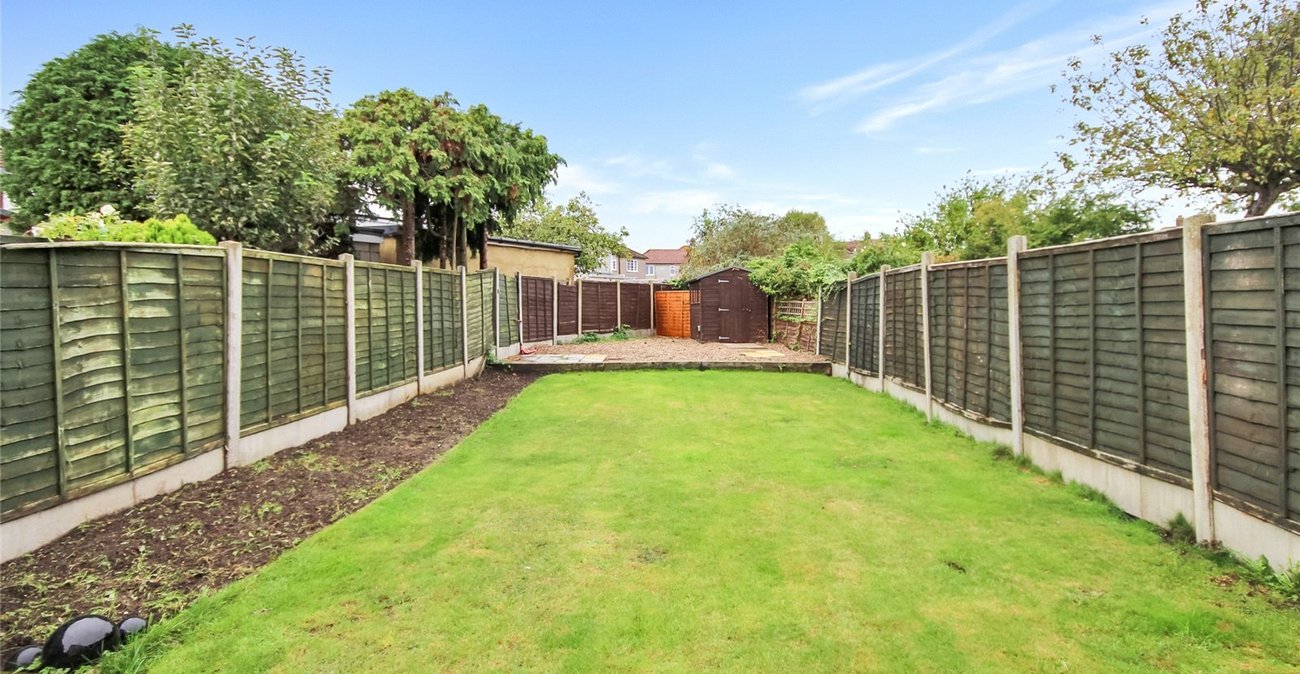 2 bedroom house for sale in Welling | Robinson Jackson