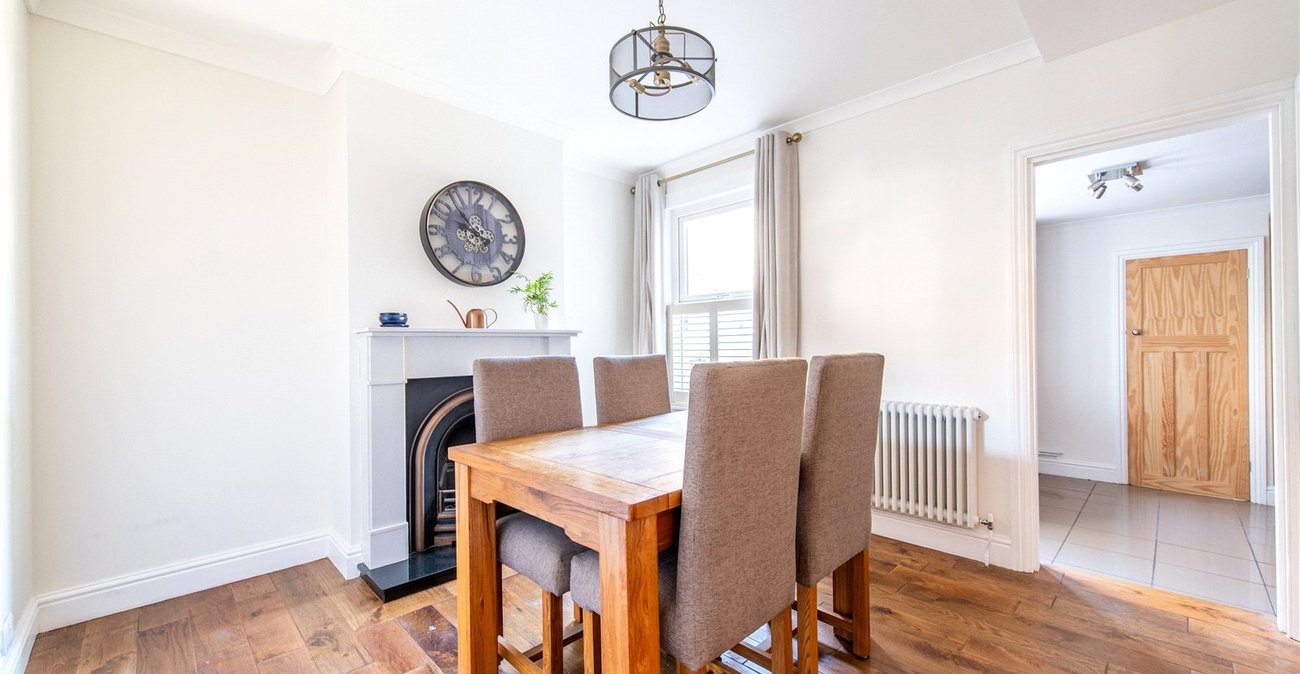 2 bedroom house for sale in Gravesend | Robinson Michael & Jackson