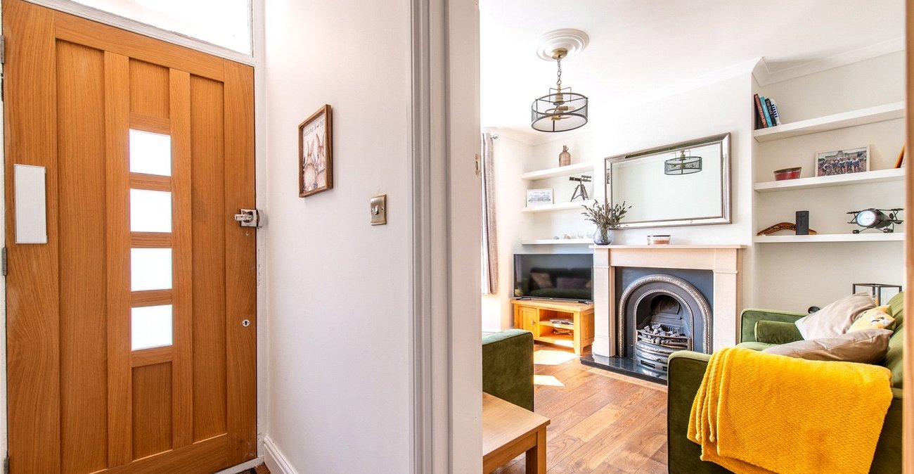 2 bedroom house for sale in Gravesend | Robinson Michael & Jackson