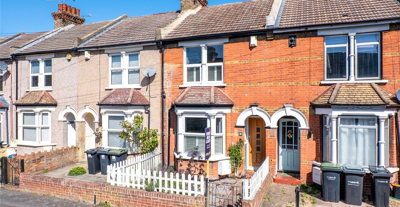 2 bedroom house for sale in Gravesend | Robinson Michael & Jackson