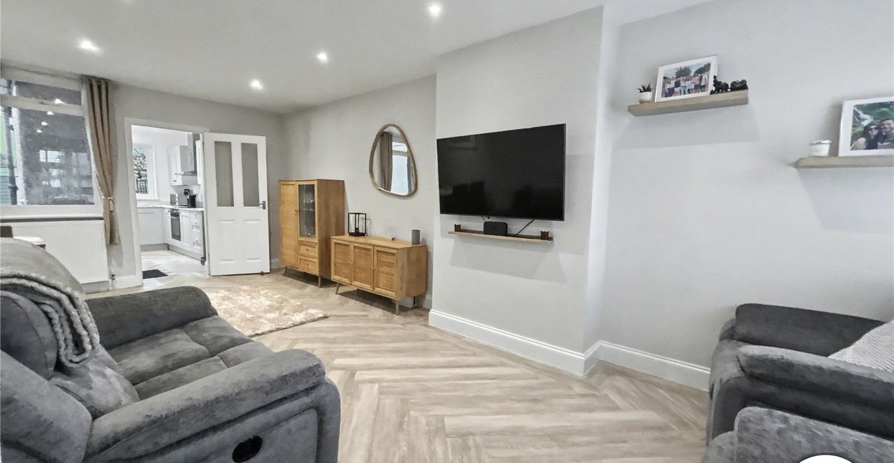 2 bedroom house for sale in Sidcup | Robinson Jackson