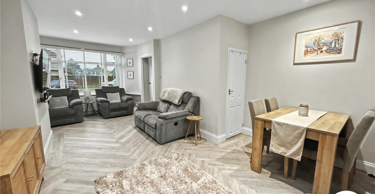 2 bedroom house for sale in Sidcup | Robinson Jackson