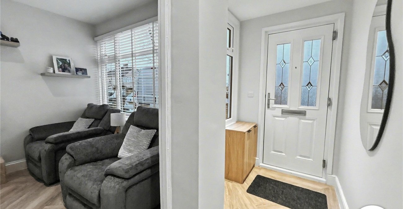 2 bedroom house for sale in Sidcup | Robinson Jackson