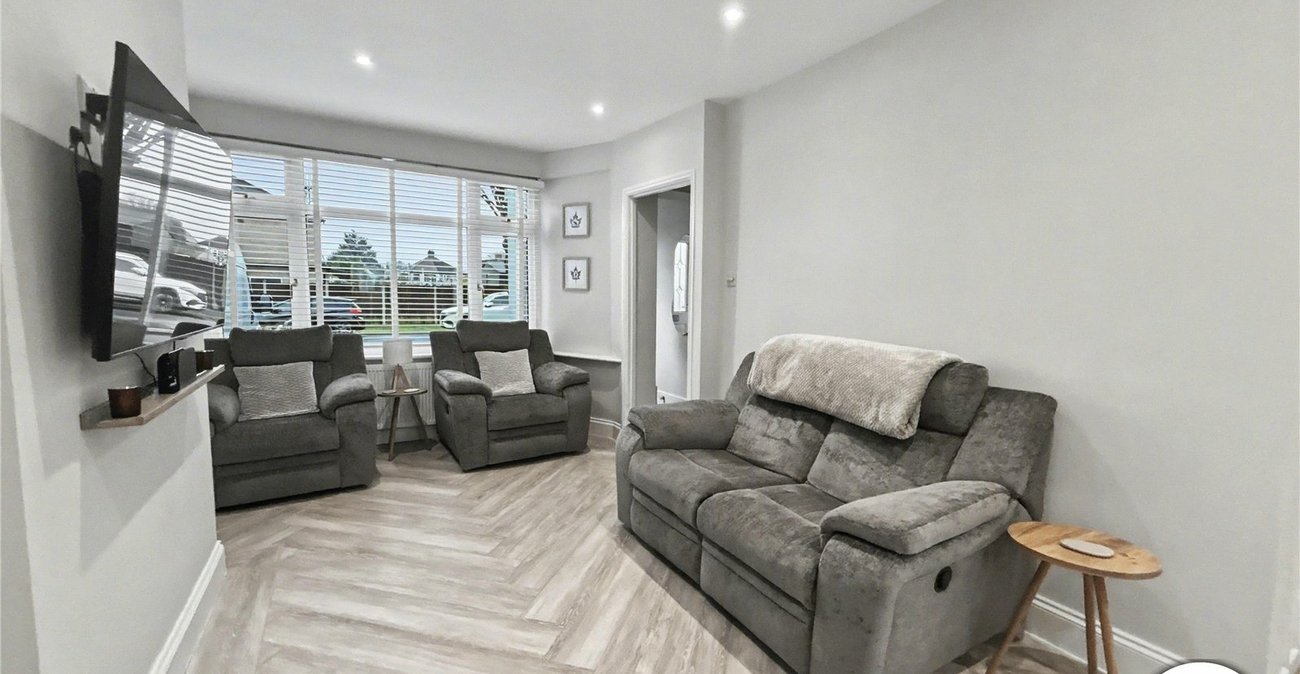 2 bedroom house for sale in Sidcup | Robinson Jackson