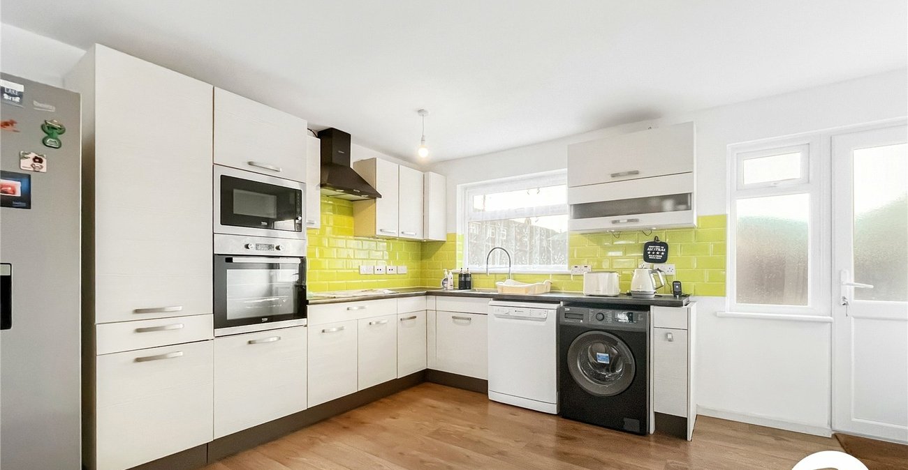 2 bedroom house for sale in Sittingbourne | Robinson Michael & Jackson