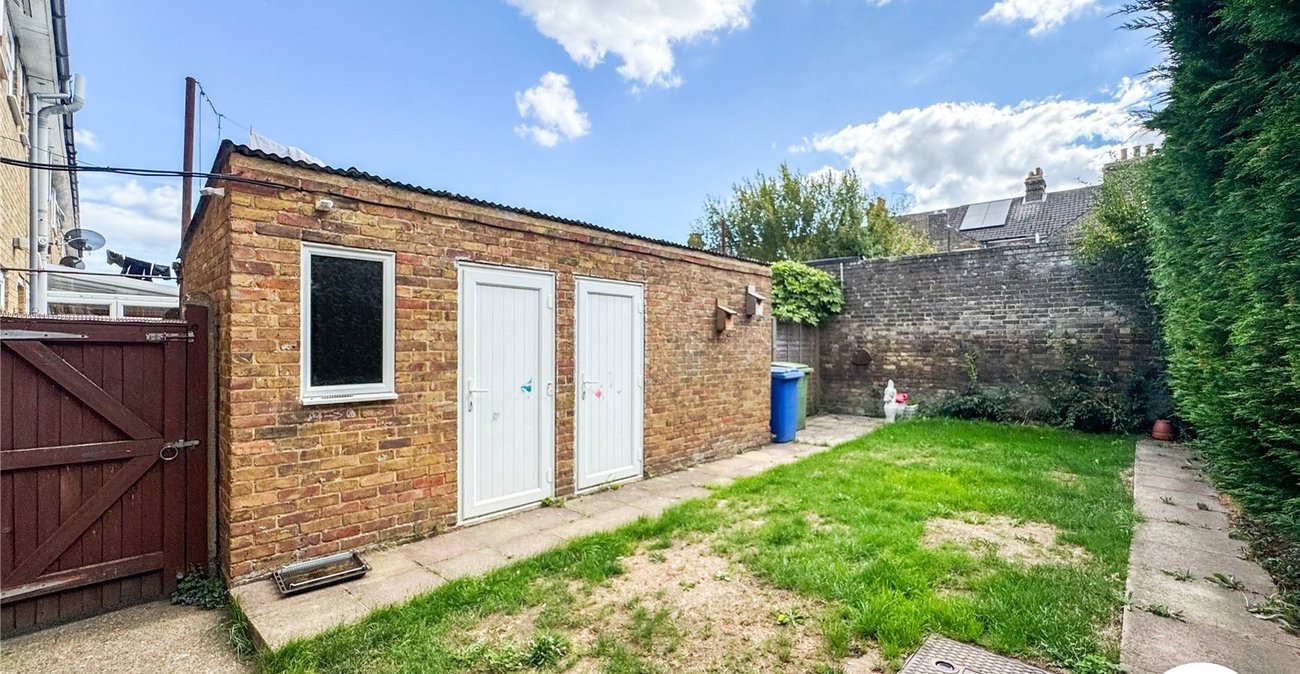 3 bedroom house for sale in Sittingbourne | Robinson Michael & Jackson