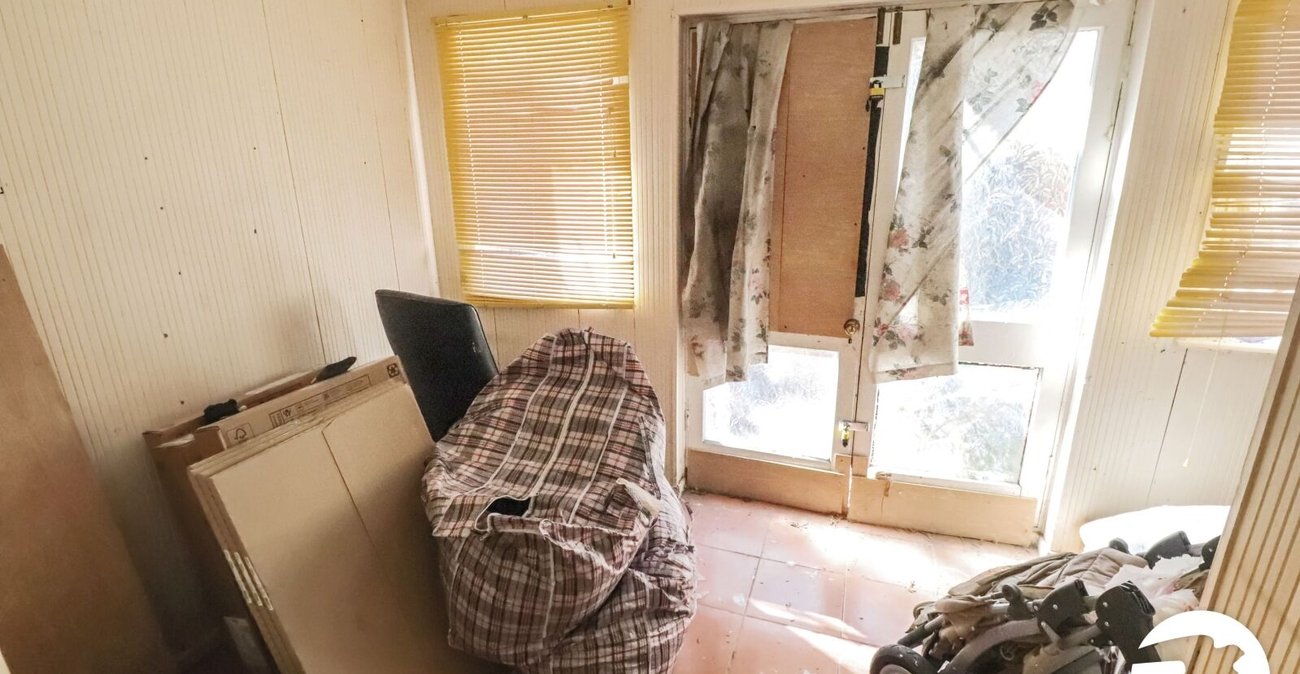 4 bedroom house for sale in London | Robinson Jackson