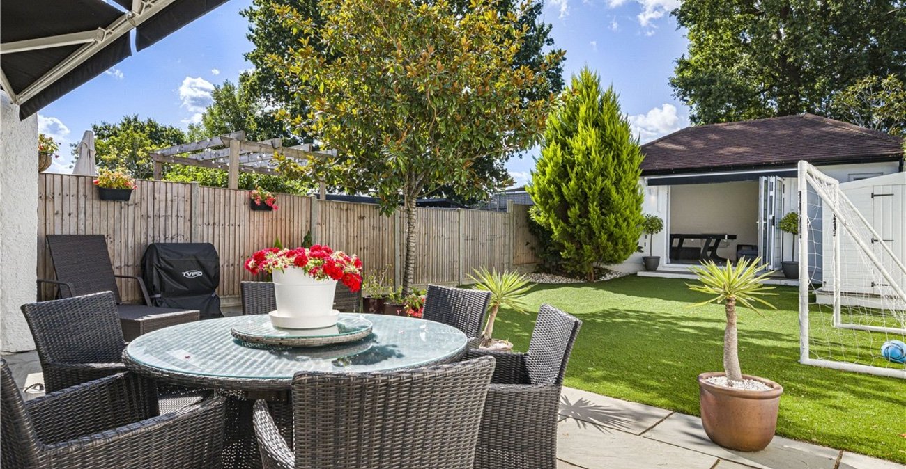 3 bedroom house for sale in Orpington | Robinson Jackson