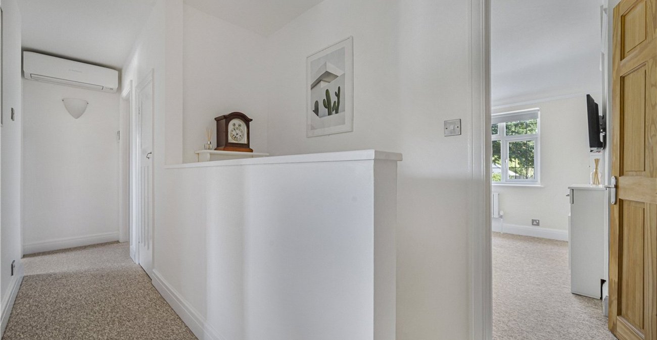 3 bedroom house for sale in Orpington | Robinson Jackson