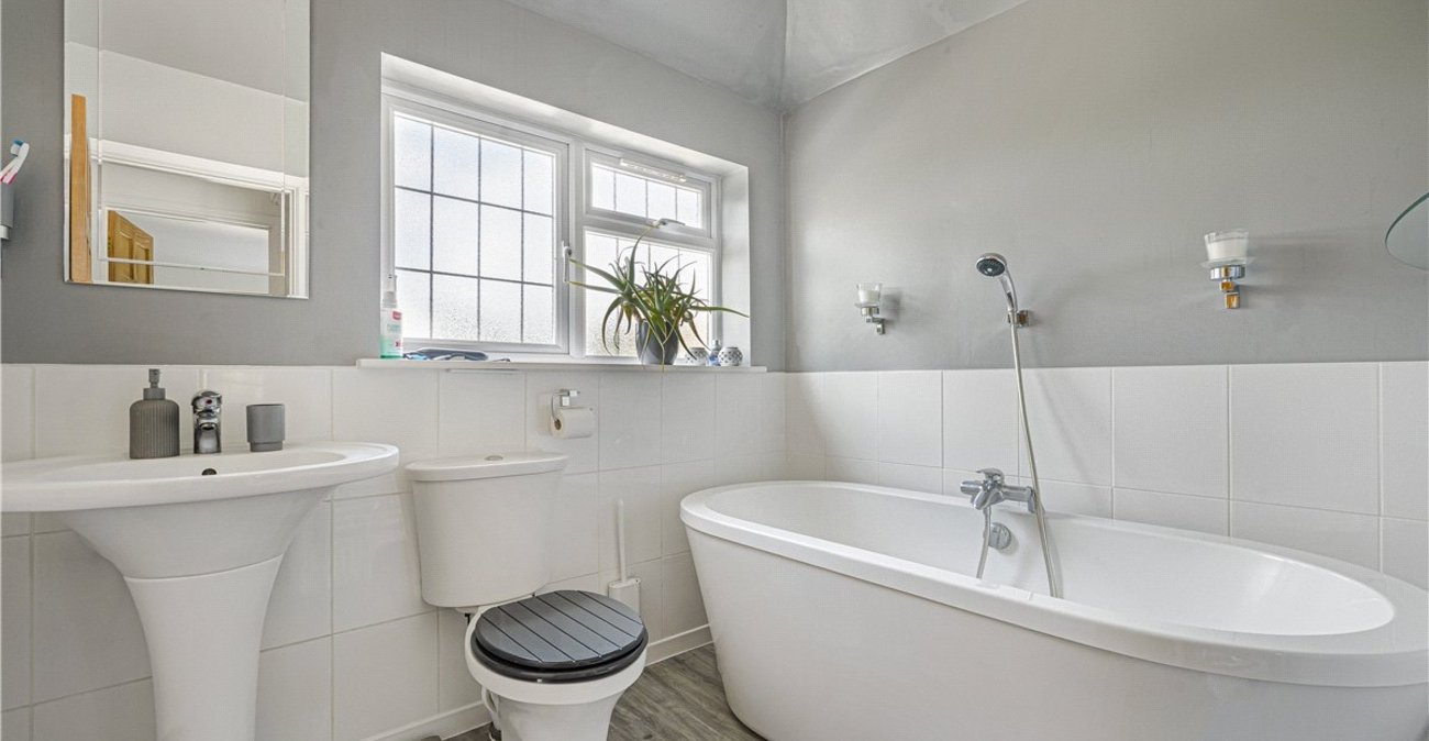 3 bedroom house for sale in Orpington | Robinson Jackson