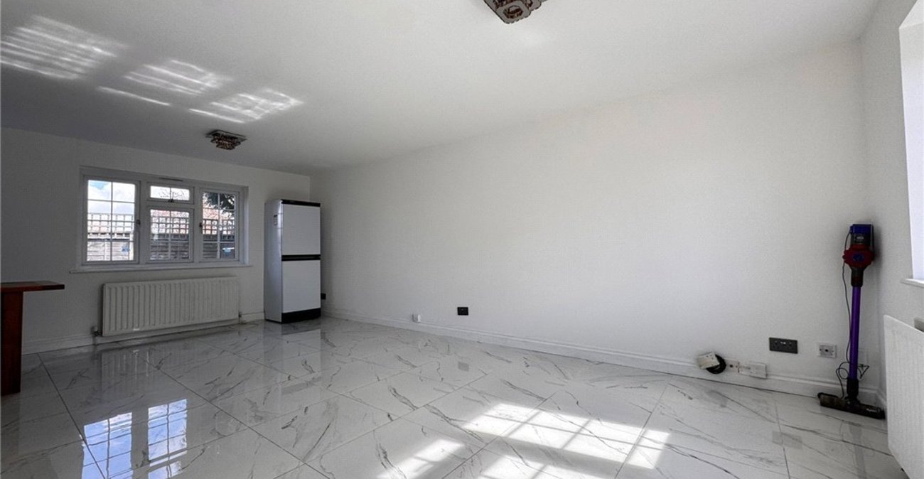 4 bedroom house for sale in Orpington | Robinson Jackson