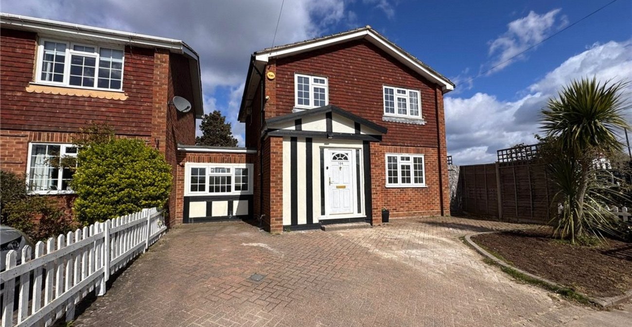 4 bedroom house for sale in Orpington | Robinson Jackson