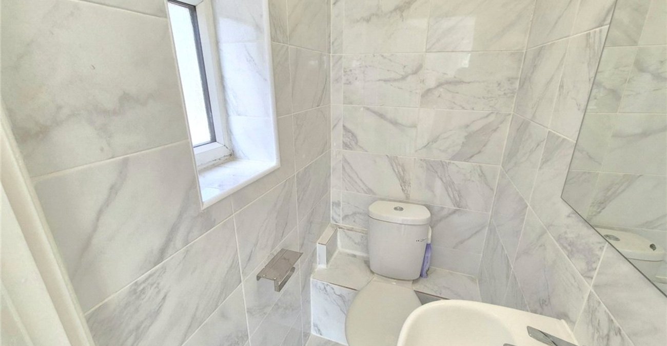 4 bedroom house for sale in Orpington | Robinson Jackson