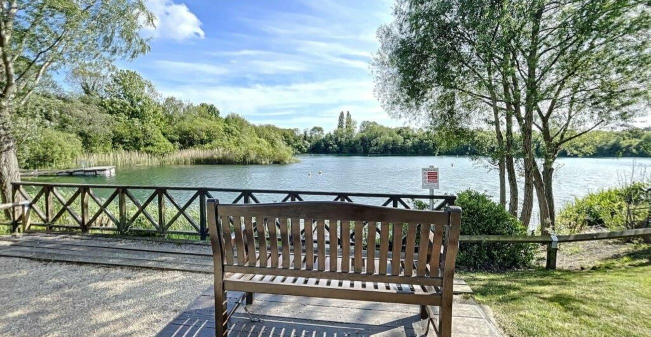 2 bedroom property for sale in Snodland | Robinson Michael & Jackson