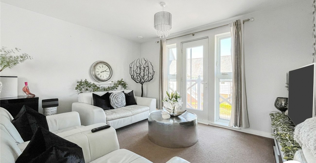 2 bedroom property for sale in Snodland | Robinson Michael & Jackson