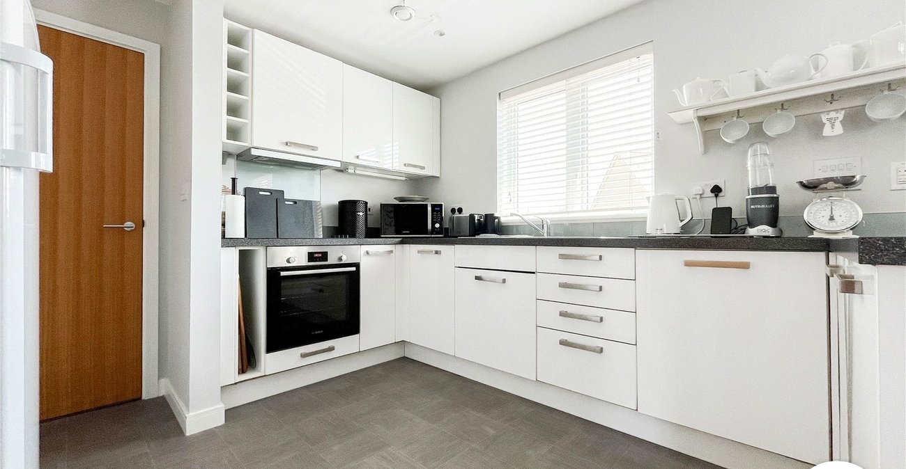 2 bedroom property for sale in Snodland | Robinson Michael & Jackson