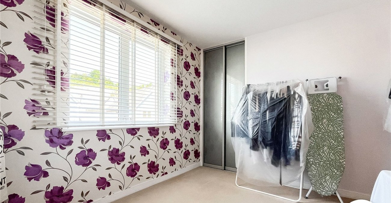 2 bedroom property for sale in Snodland | Robinson Michael & Jackson