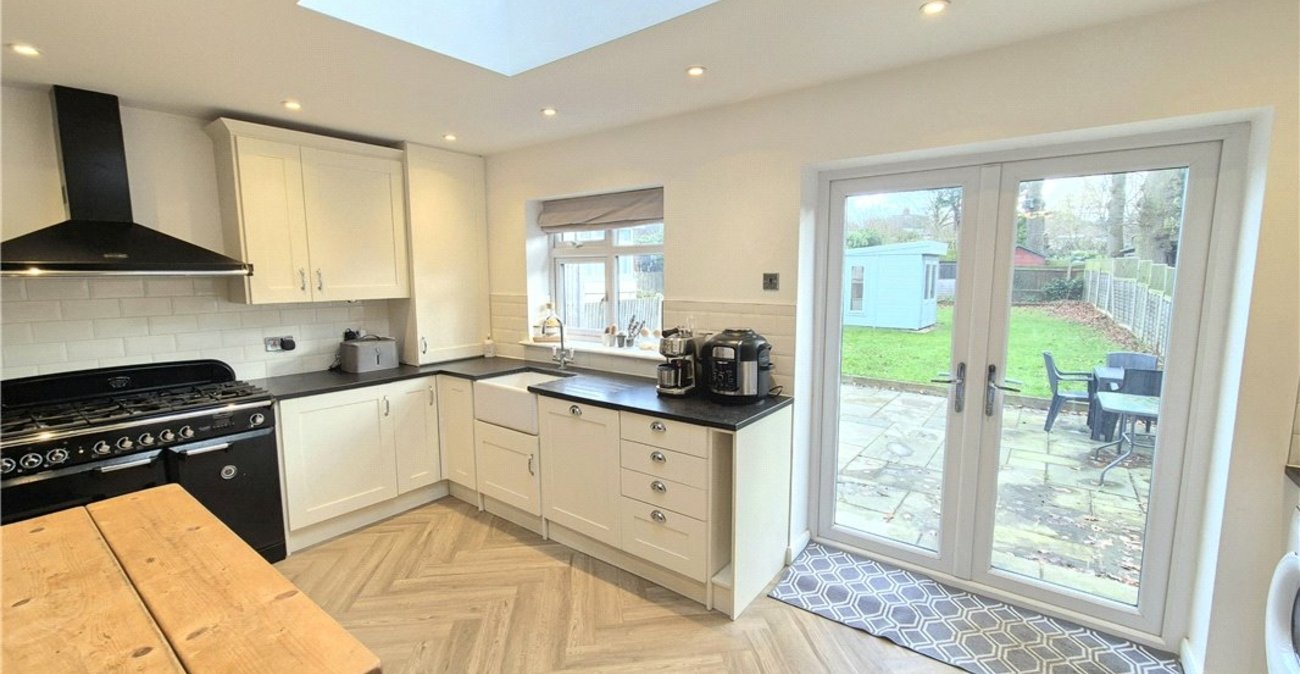 3 bedroom house for sale in Petts Wood | Robinson Jackson