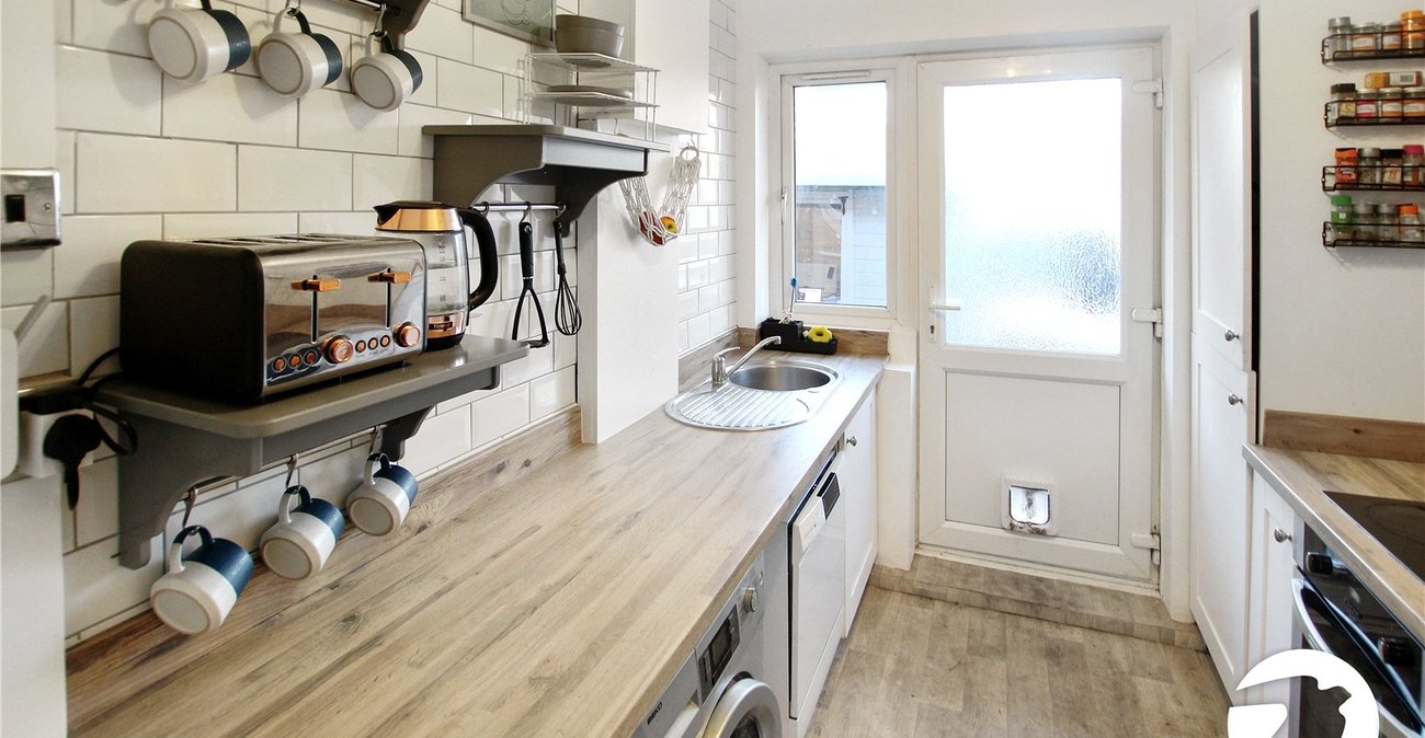 1 bedroom property for sale in London | Robinson Jackson