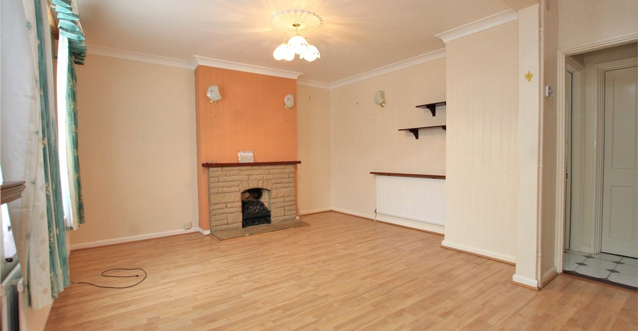 2 bedroom house for sale in Mottingham | Robinson Jackson