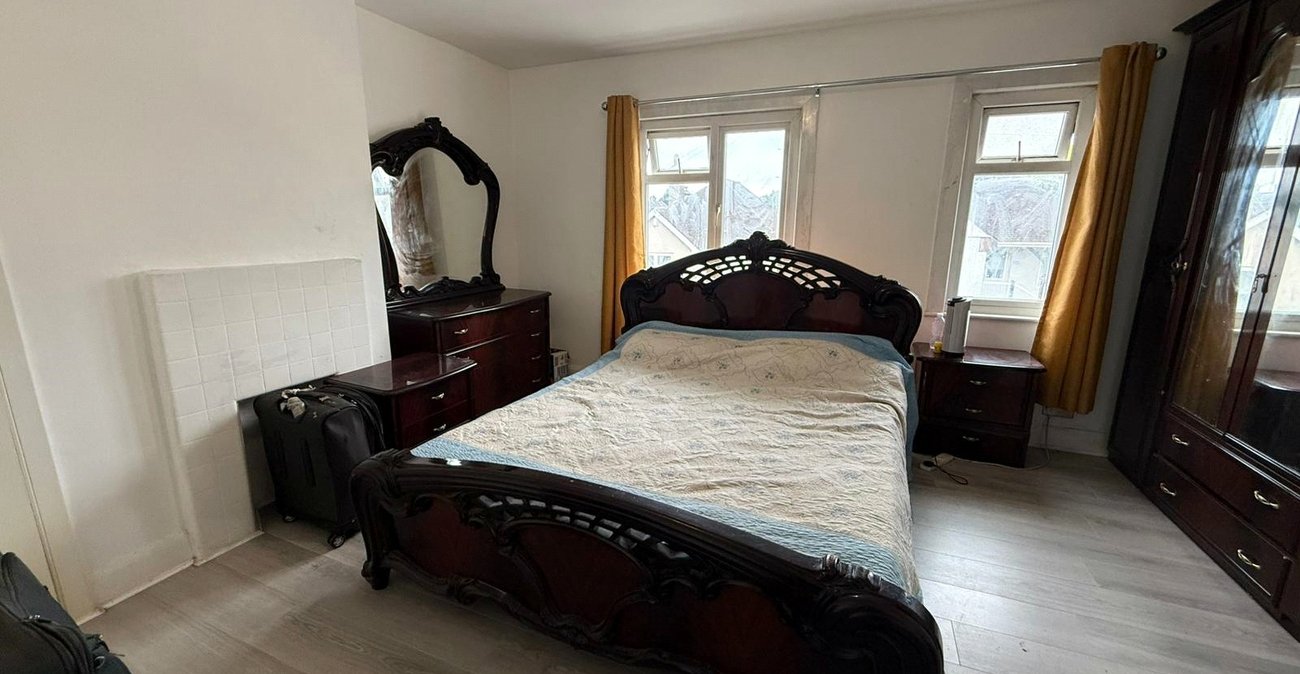 3 bedroom house for sale in Northfleet | Robinson Michael & Jackson