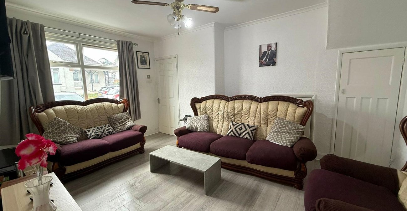 3 bedroom house for sale in Northfleet | Robinson Michael & Jackson