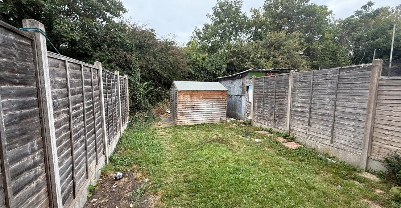 3 bedroom house for sale in Northfleet | Robinson Michael & Jackson