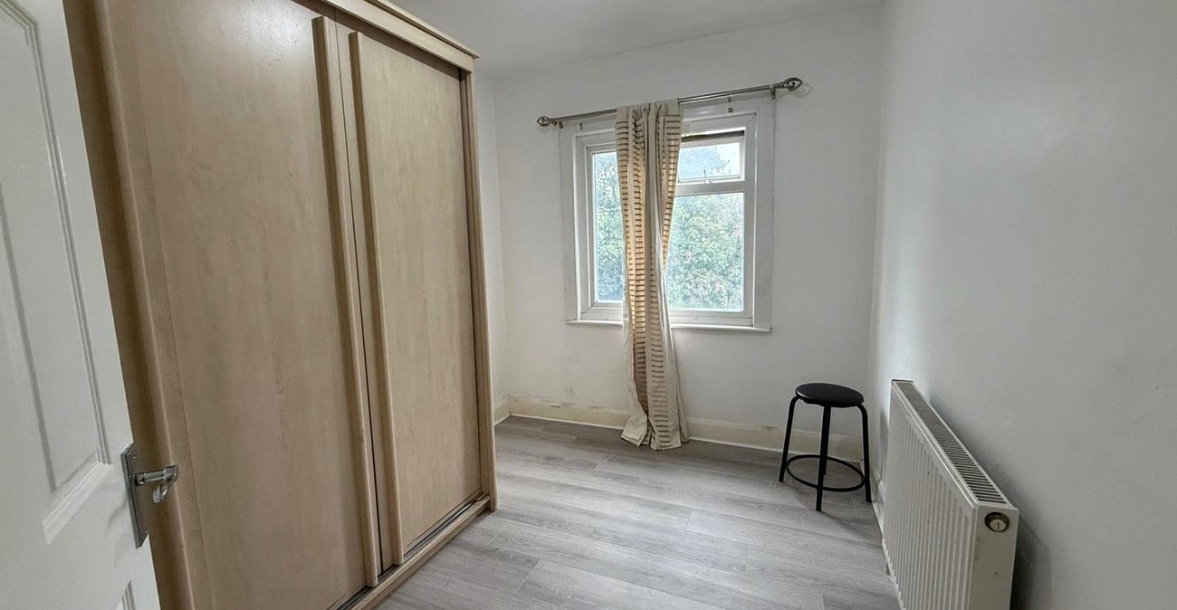 3 bedroom house for sale in Northfleet | Robinson Michael & Jackson