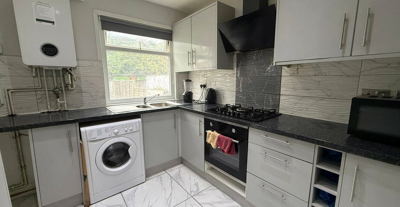 3 bedroom house for sale in Northfleet | Robinson Michael & Jackson