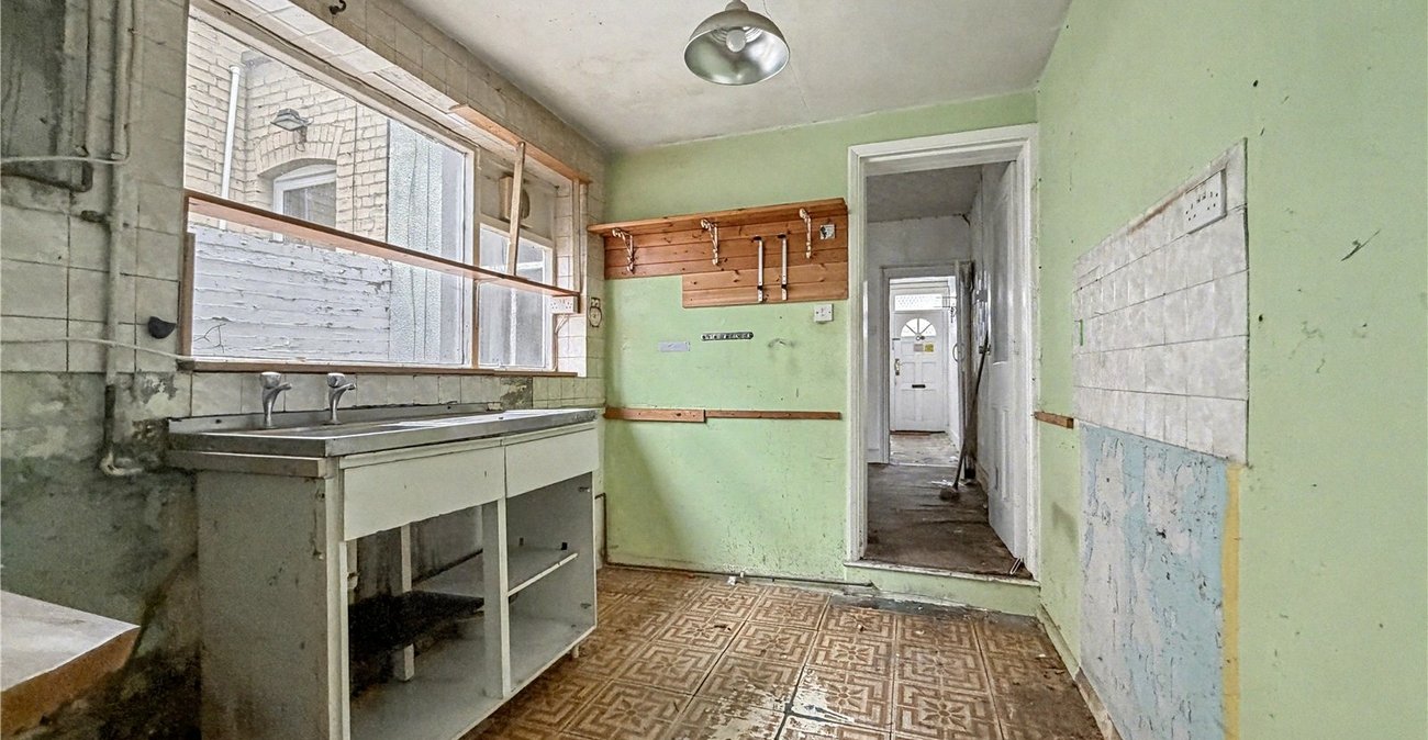 3 bedroom house for sale in Gillingham | Robinson Michael & Jackson