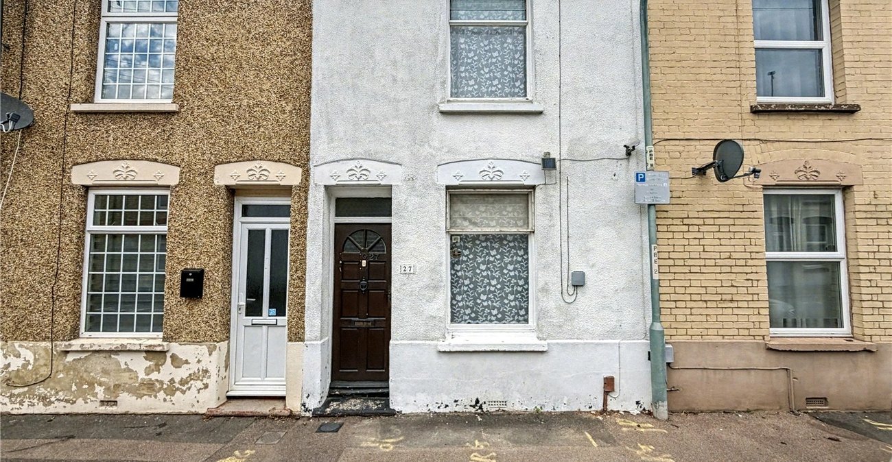 3 bedroom house for sale in Gillingham | Robinson Michael & Jackson