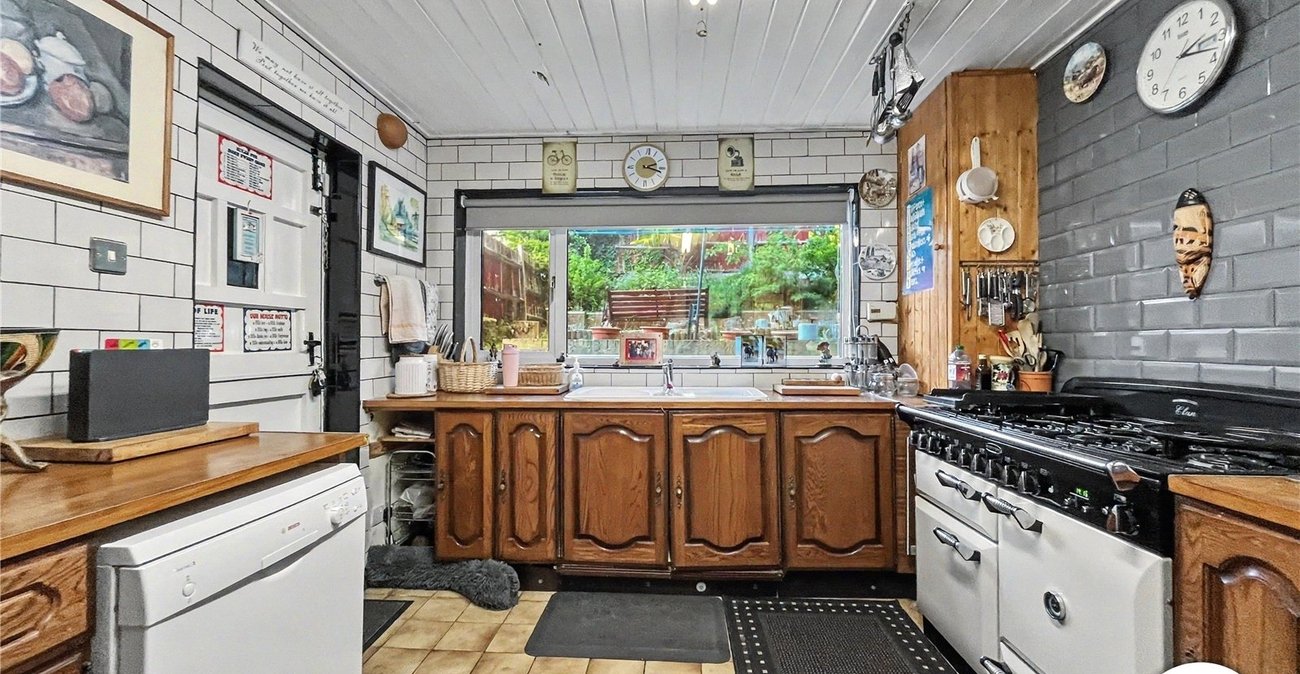 4 bedroom house for sale in Chatham | Robinson Michael & Jackson