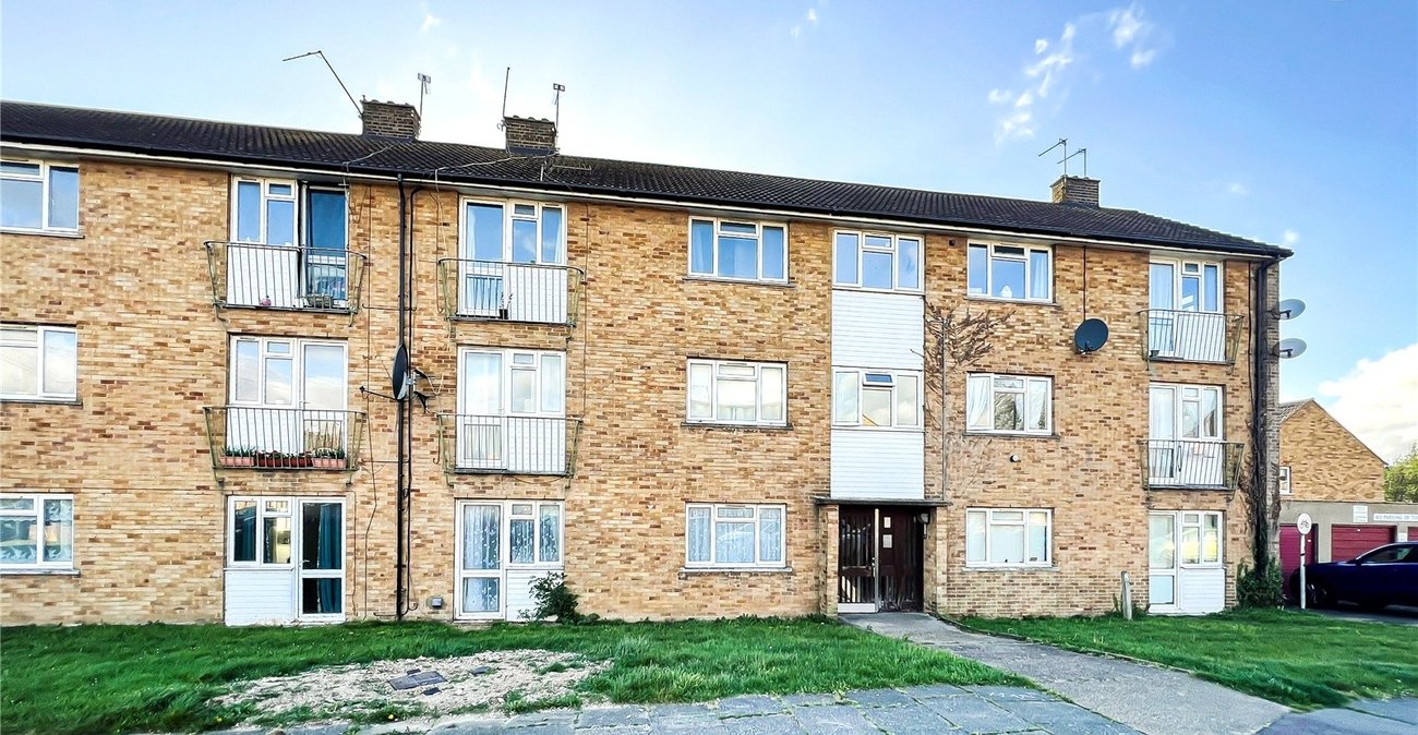 2 bedroom property for sale in Dartford | Robinson Jackson