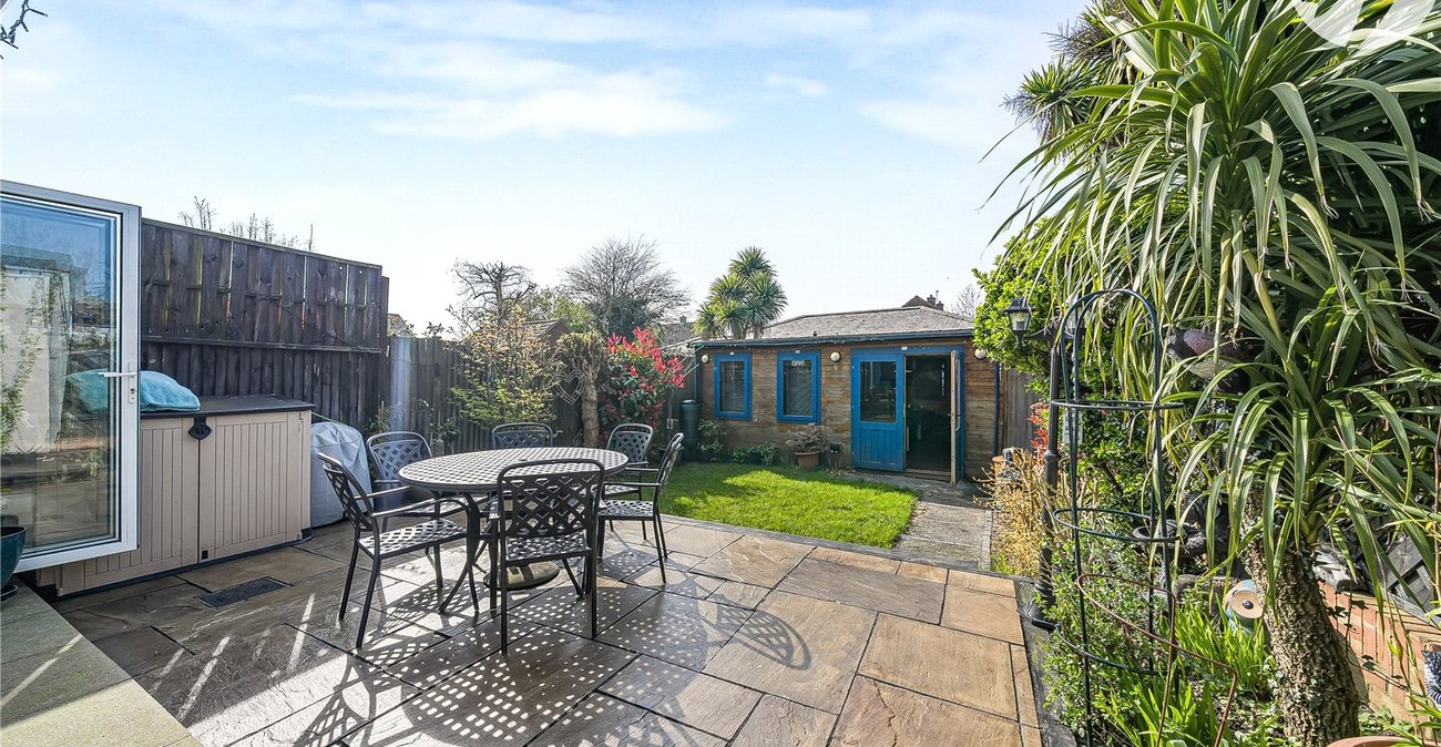 3 bedroom house for sale in Fleet Estate | Robinson Jackson
