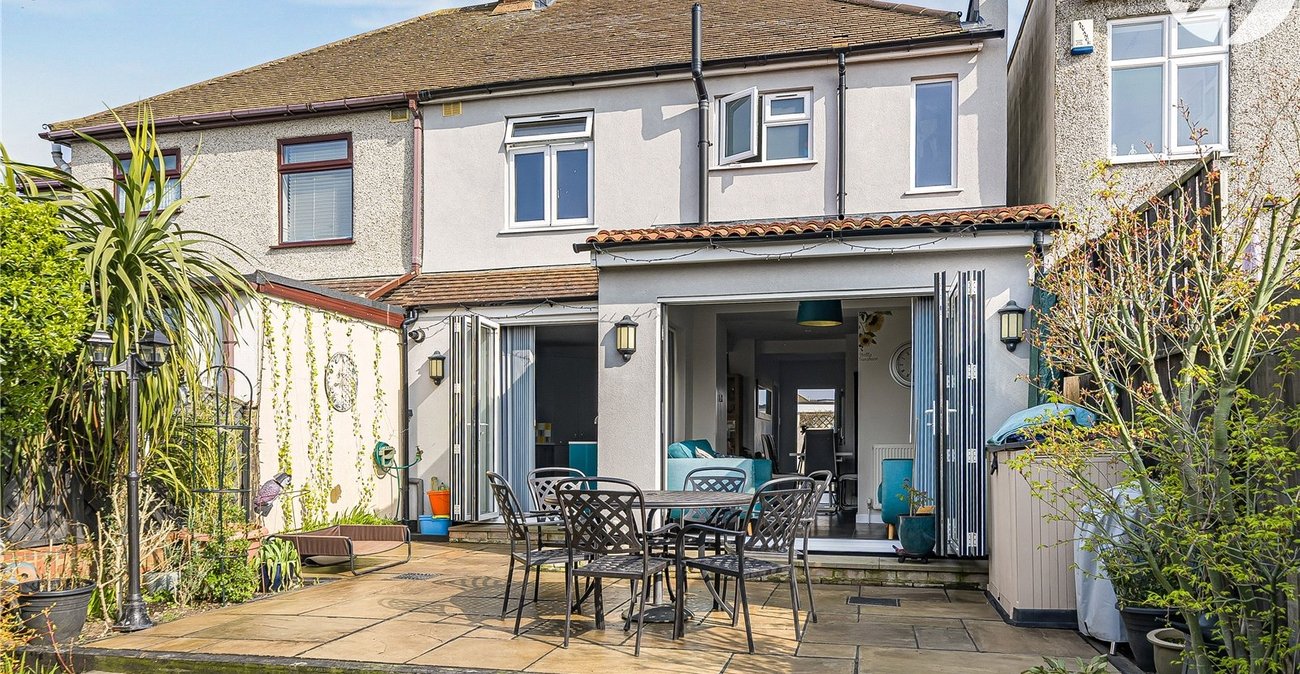 3 bedroom house for sale in Fleet Estate | Robinson Jackson